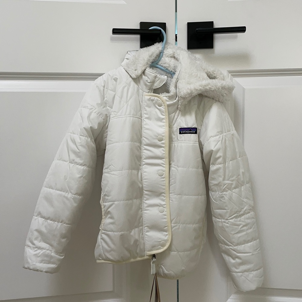 Girls Fleece lined Patagonia reversible jacket